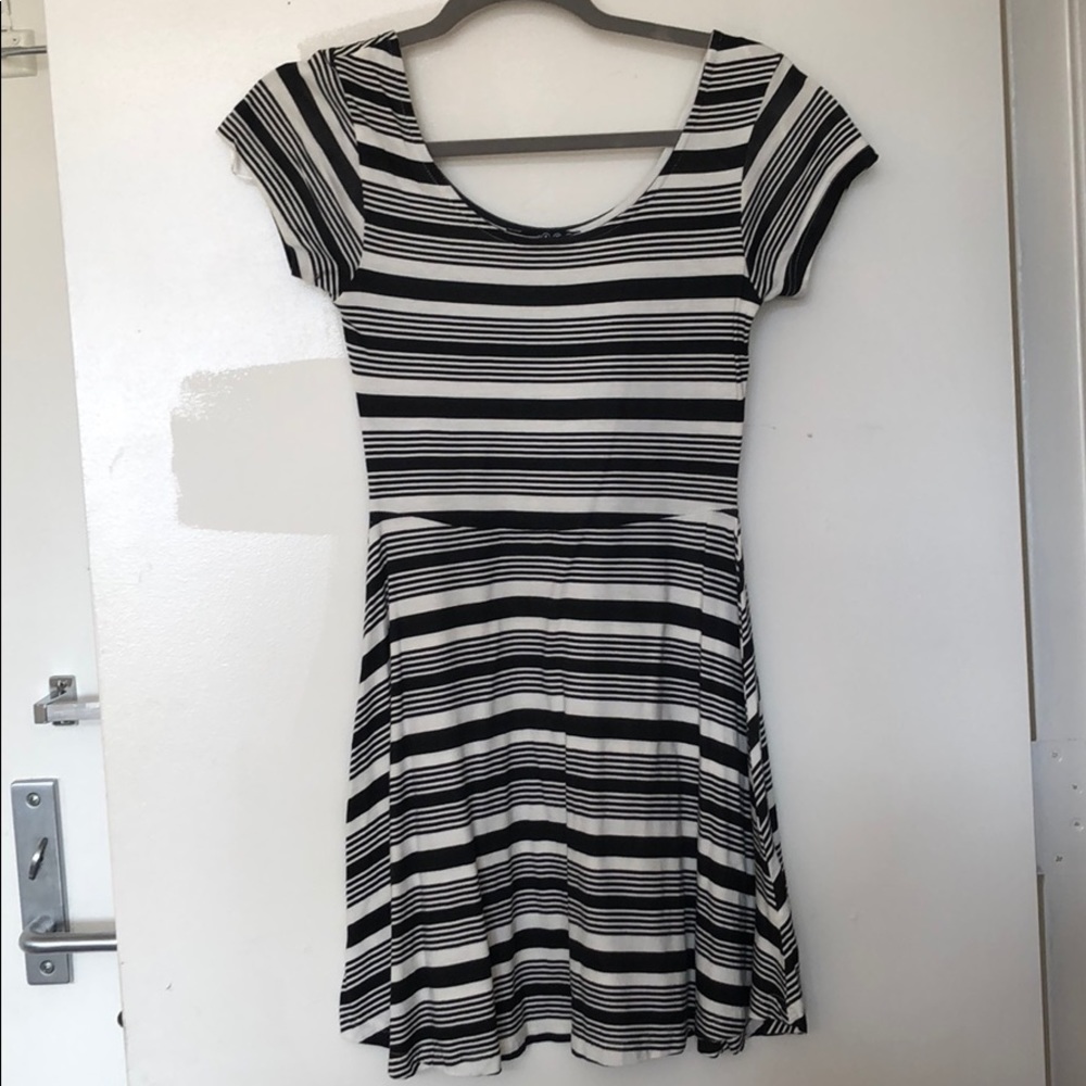 Cute little dress!